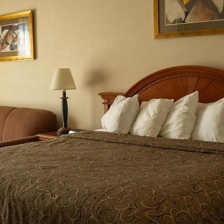 Hotel Topeka At City Center Luaran gambar