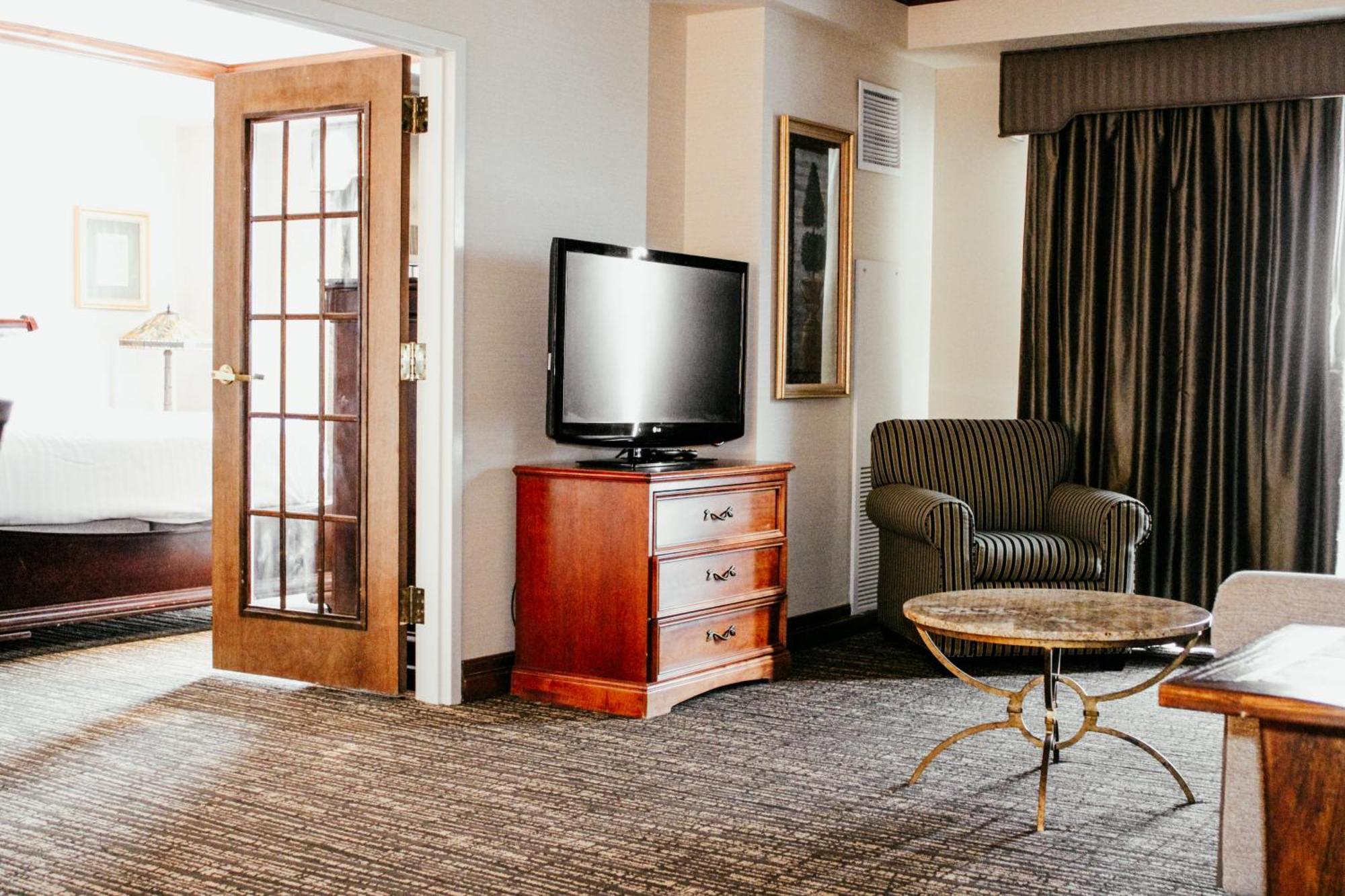 Hotel Topeka At City Center Luaran gambar