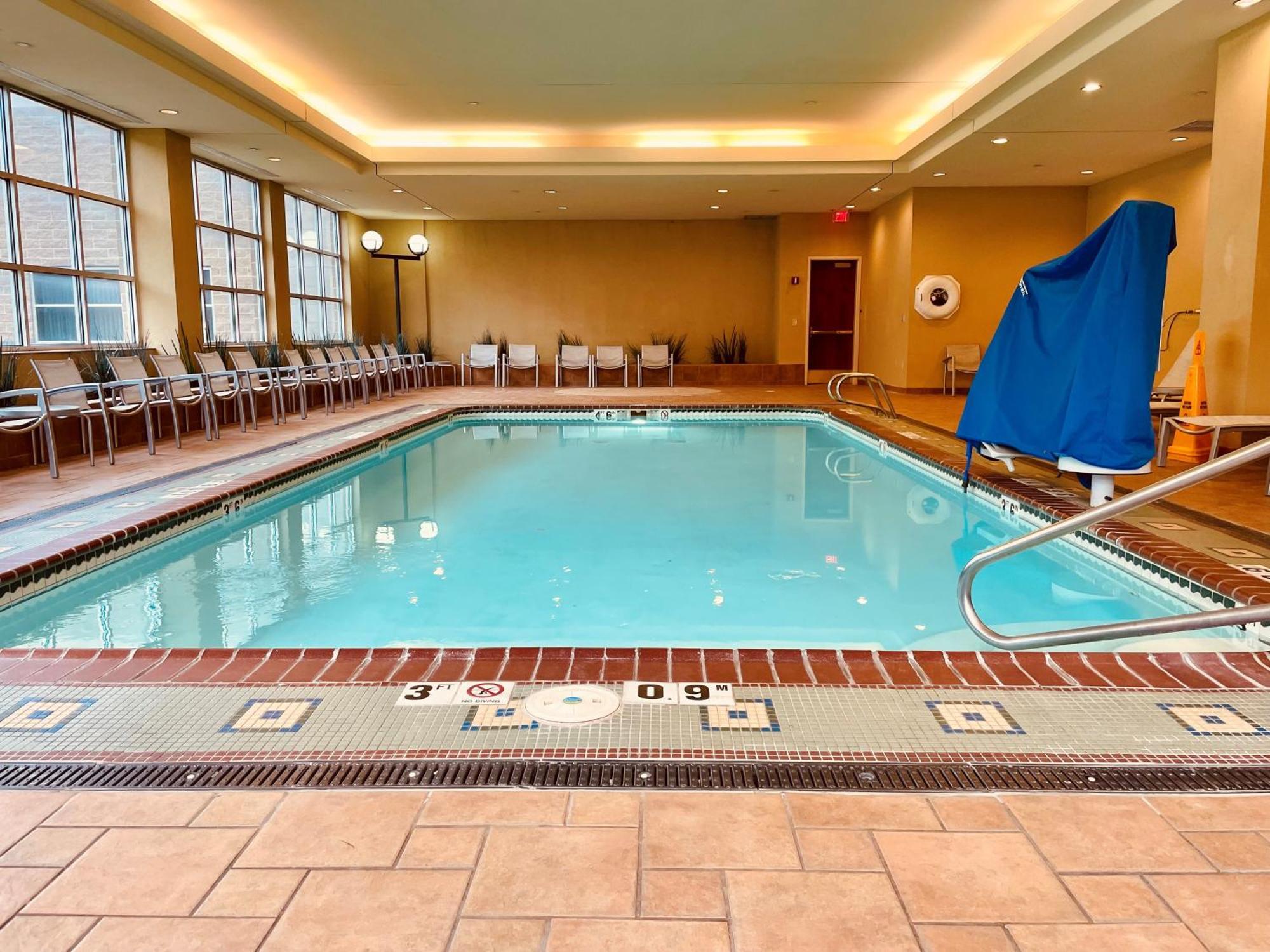 Hotel Topeka At City Center Luaran gambar