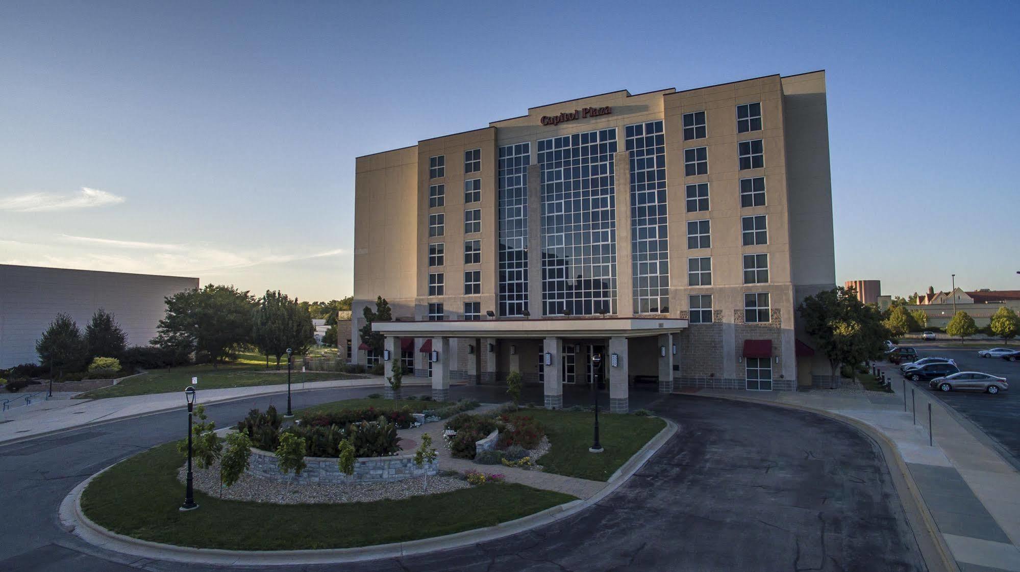 Hotel Topeka At City Center Luaran gambar